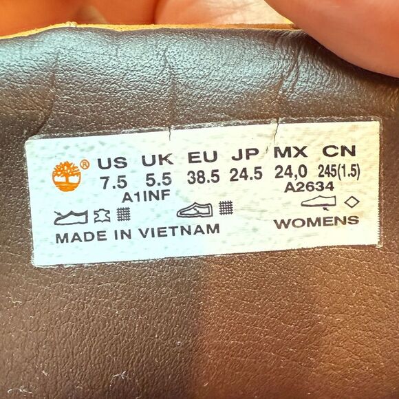 Timberland Women’s Londyn Size 6 Wheat Nubuck Leather Sneaker Boots A1INF A2634. - Picture 11 of 11